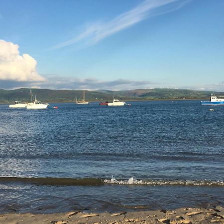 Beautiful Aberdovey Seafront Apartment 2 Aberdyfi Buitenkant foto